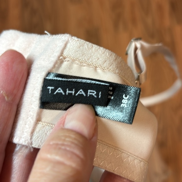 Tahari Cream Push-Up Balconette, 38C - Picture 6 of 6